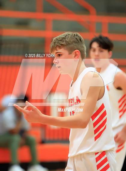 Thumbnail 3 in Grand Saline vs Mineola photogallery.
