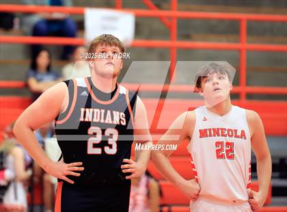 Thumbnail 1 in Grand Saline vs Mineola photogallery.