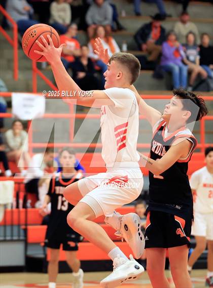Thumbnail 1 in Grand Saline vs Mineola photogallery.