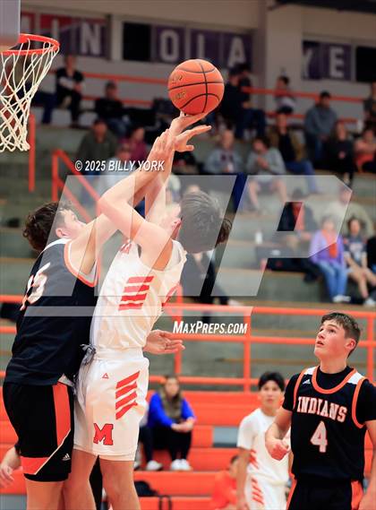 Thumbnail 3 in Grand Saline vs Mineola photogallery.