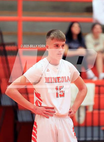Thumbnail 2 in Grand Saline vs Mineola photogallery.