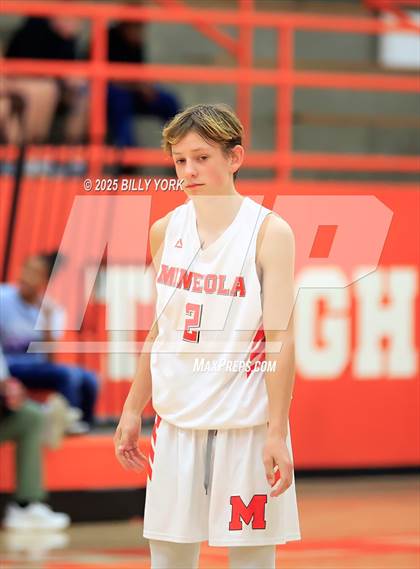 Thumbnail 3 in Grand Saline vs Mineola photogallery.