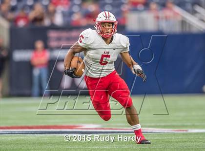 Thumbnail 1 in Katy vs. Friendswood (UIL 6A D2 Regional Playoff) photogallery.