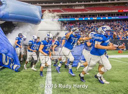 Thumbnail 2 in Katy vs. Friendswood (UIL 6A D2 Regional Playoff) photogallery.