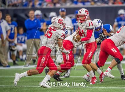 Thumbnail 3 in Katy vs. Friendswood (UIL 6A D2 Regional Playoff) photogallery.