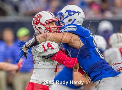 Thumbnail 2 in Katy vs. Friendswood (UIL 6A D2 Regional Playoff) photogallery.