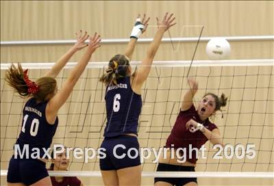 Thumbnail 1 in Torrey Pines vs. La Costa Canyon (Section Final) photogallery.