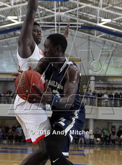 Thumbnail 2 in Hamilton Heights Christian Academy vs. Oak Hill Academy (Dr Pepper Classic) photogallery.