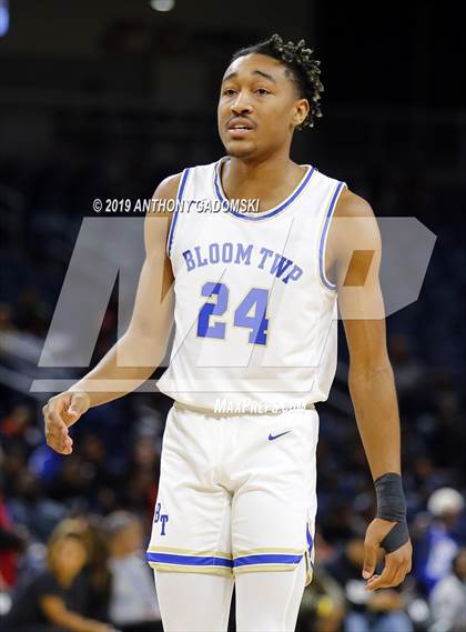 Thumbnail 2 in Bloom vs. Pace Academy (Chicago Elite Classic) photogallery.