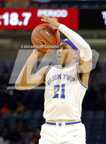 Thumbnail 3 in Bloom vs. Pace Academy (Chicago Elite Classic) photogallery.