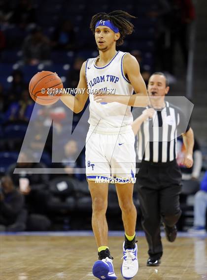 Thumbnail 1 in Bloom vs. Pace Academy (Chicago Elite Classic) photogallery.