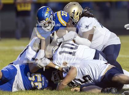 Thumbnail 2 in Bloomington Central Catholic @ Paxton-Buckley-Loda photogallery.