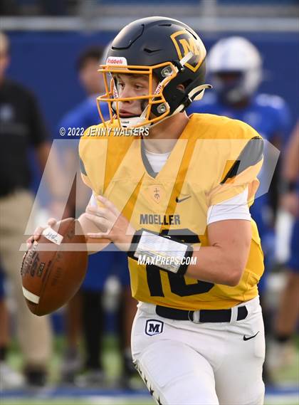 Thumbnail 1 in Archbishop Moeller @ St. Xavier photogallery.