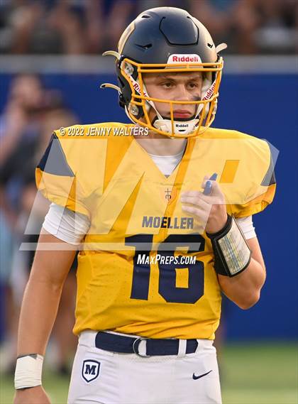 Thumbnail 1 in Archbishop Moeller @ St. Xavier photogallery.