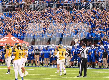 Thumbnail 3 in Archbishop Moeller @ St. Xavier photogallery.
