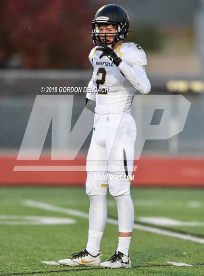 Thumbnail 1 in Cedar Hill (White) vs Mansfield (Black) photogallery.