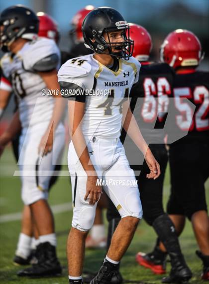 Thumbnail 2 in Cedar Hill (White) vs Mansfield (Black) photogallery.
