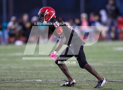 Thumbnail 3 in Cedar Hill (White) vs Mansfield (Black) photogallery.