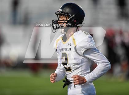 Thumbnail 1 in Cedar Hill (White) vs Mansfield (Black) photogallery.