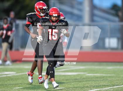 Thumbnail 3 in Cedar Hill (White) vs Mansfield (Black) photogallery.