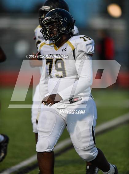 Thumbnail 2 in Cedar Hill (White) vs Mansfield (Black) photogallery.