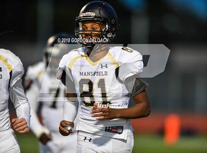 Thumbnail 2 in Cedar Hill (White) vs Mansfield (Black) photogallery.