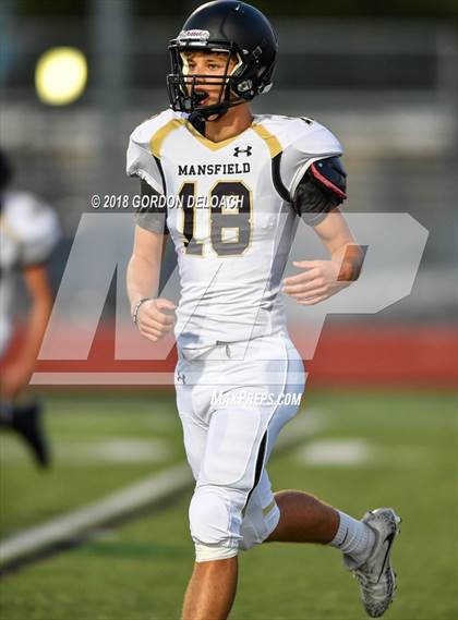 Thumbnail 2 in Cedar Hill (White) vs Mansfield (Black) photogallery.