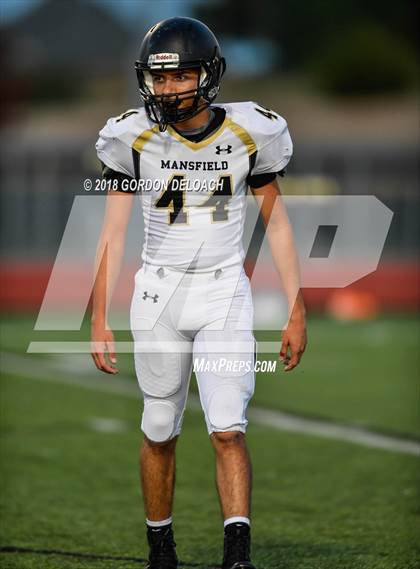 Thumbnail 2 in Cedar Hill (White) vs Mansfield (Black) photogallery.
