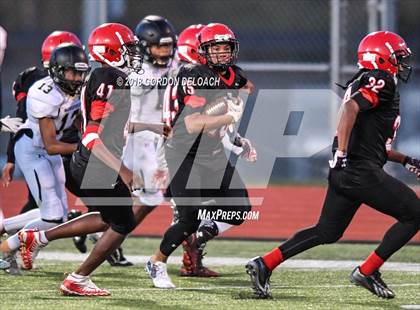 Thumbnail 3 in Cedar Hill (White) vs Mansfield (Black) photogallery.