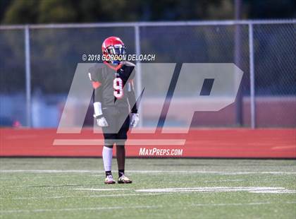 Thumbnail 2 in Cedar Hill (White) vs Mansfield (Black) photogallery.