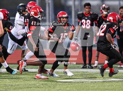 Thumbnail 2 in Cedar Hill (White) vs Mansfield (Black) photogallery.