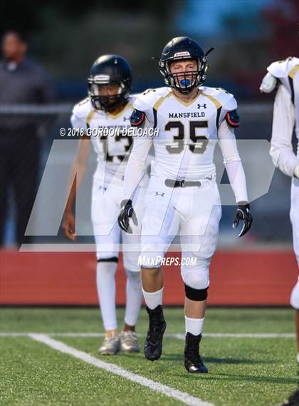 Thumbnail 1 in Cedar Hill (White) vs Mansfield (Black) photogallery.