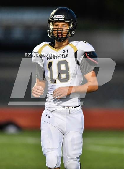 Thumbnail 1 in Cedar Hill (White) vs Mansfield (Black) photogallery.
