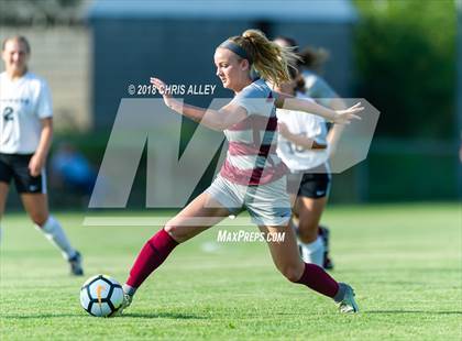 Thumbnail 1 in David Crockett @ Dobyns-Bennett photogallery.