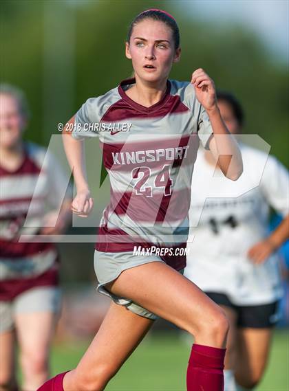 Thumbnail 3 in David Crockett @ Dobyns-Bennett photogallery.