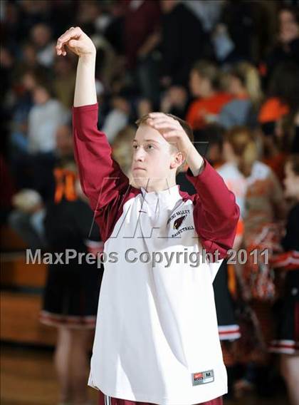 Thumbnail 2 in Webster vs. Spring Valley (WIAA D4 Regionals) photogallery.
