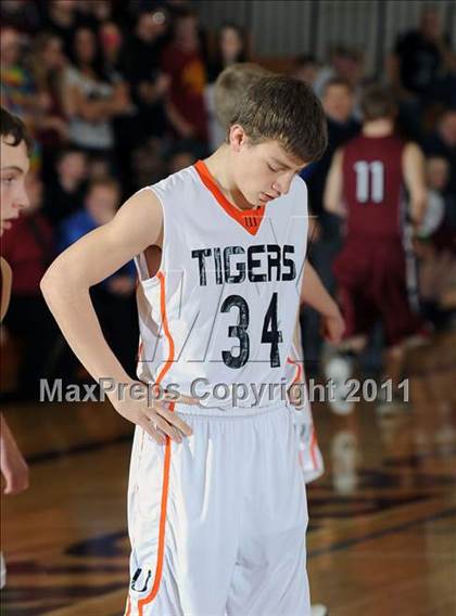 Thumbnail 1 in Webster vs. Spring Valley (WIAA D4 Regionals) photogallery.