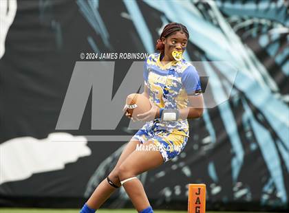 Thumbnail 3 in Raines vs Rickards (Jaguars Preseason Classic) photogallery.