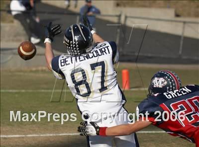 Thumbnail 1 in Central Catholic vs Modesto Christian (SJS D5 Final) photogallery.