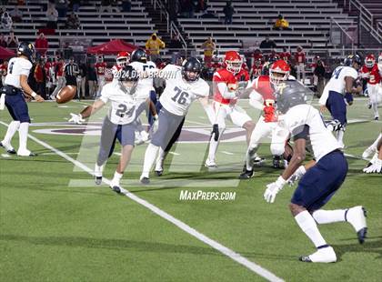 Thumbnail 2 in Pine Tree vs. Stafford (UIL 4A D1 Area Playoff) photogallery.