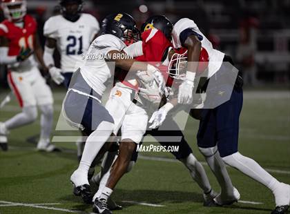 Thumbnail 1 in Pine Tree vs. Stafford (UIL 4A D1 Area Playoff) photogallery.