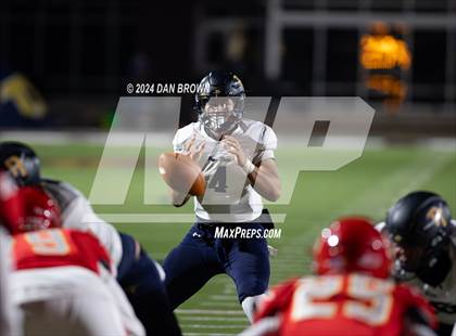 Thumbnail 2 in Pine Tree vs. Stafford (UIL 4A D1 Area Playoff) photogallery.
