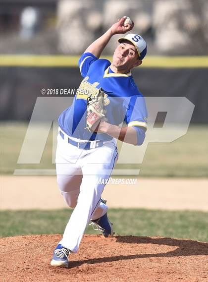Thumbnail 2 in Sandburg @ Lincoln-Way East photogallery.