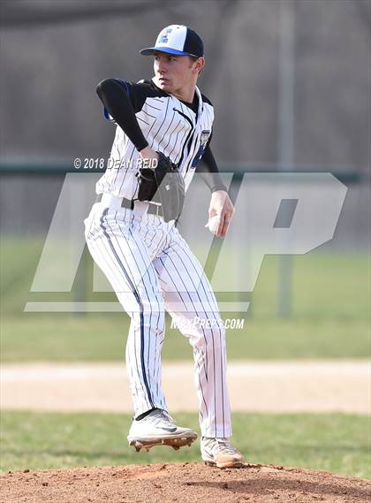 Thumbnail 2 in Sandburg @ Lincoln-Way East photogallery.