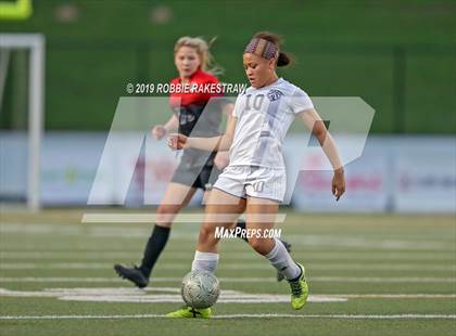 Thumbnail 1 in Melissa vs. Paris (UIL 4A Region II Semi-Final) photogallery.