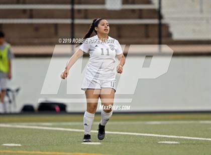 Thumbnail 1 in Melissa vs. Paris (UIL 4A Region II Semi-Final) photogallery.