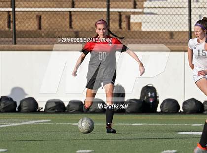 Thumbnail 1 in Melissa vs. Paris (UIL 4A Region II Semi-Final) photogallery.