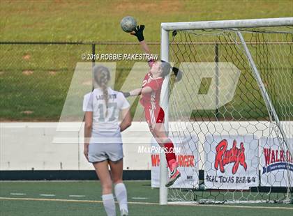 Thumbnail 3 in Melissa vs. Paris (UIL 4A Region II Semi-Final) photogallery.