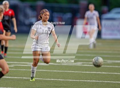 Thumbnail 2 in Melissa vs. Paris (UIL 4A Region II Semi-Final) photogallery.
