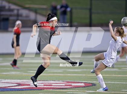 Thumbnail 1 in Melissa vs. Paris (UIL 4A Region II Semi-Final) photogallery.
